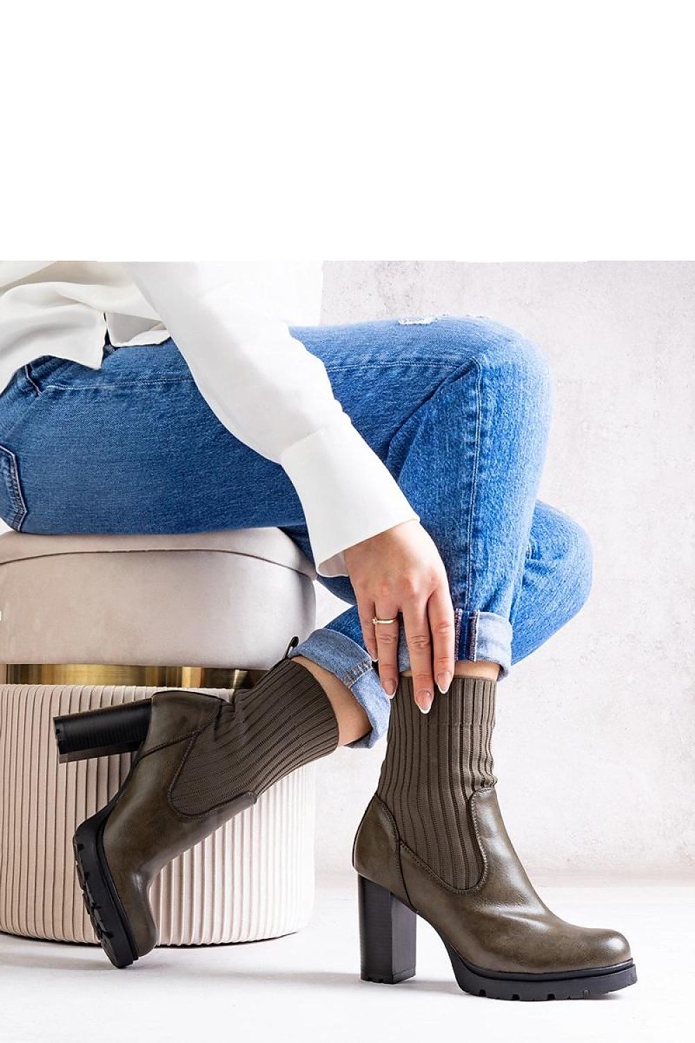 Heel boots model 205810 Solea