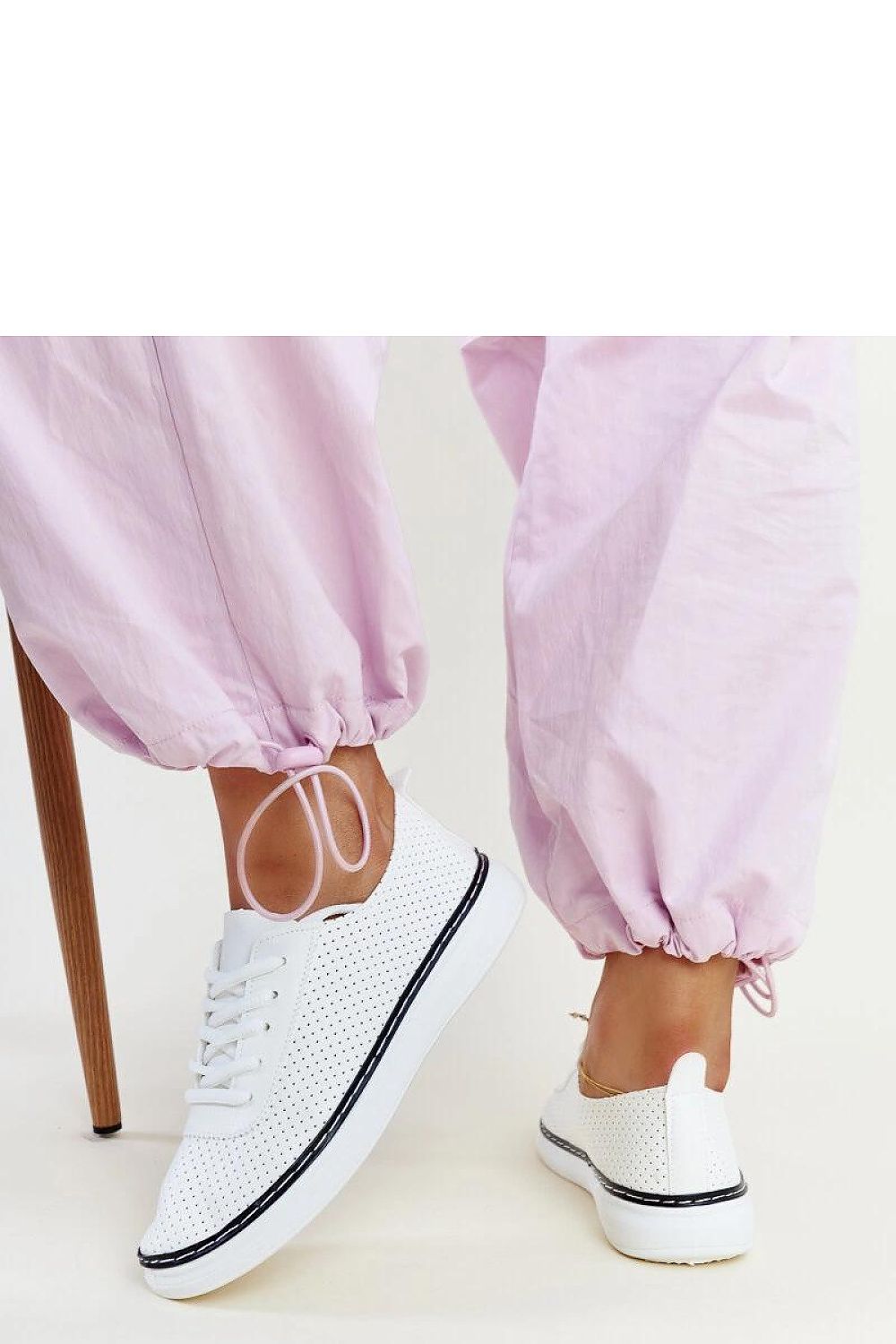 Sneakers model 207328 Solea