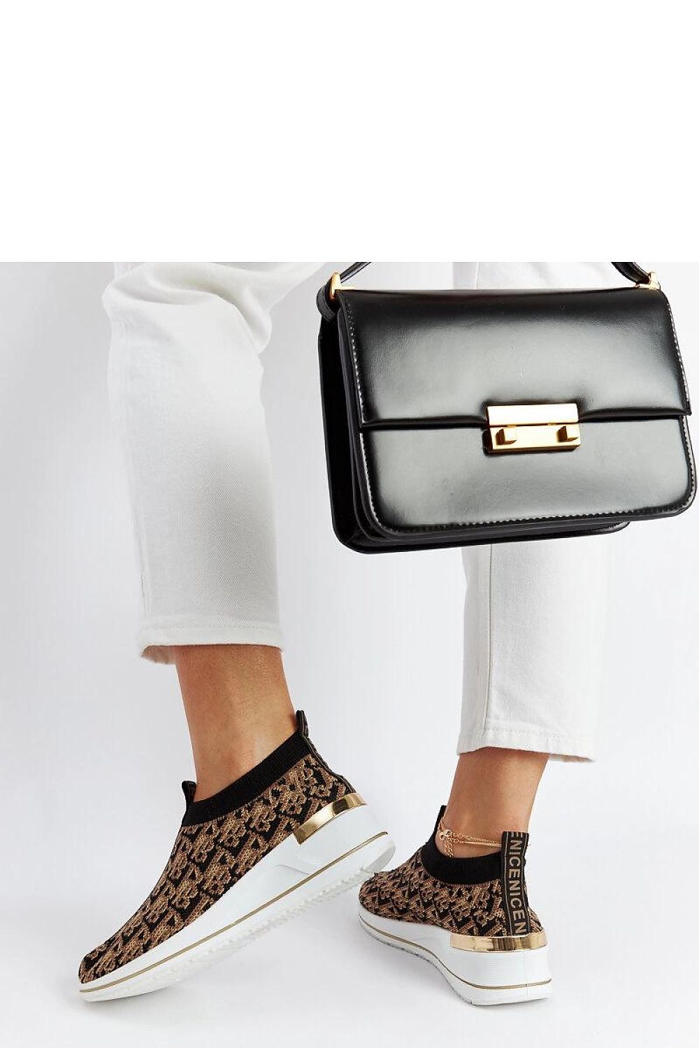 Sneakers model 207749 Solea