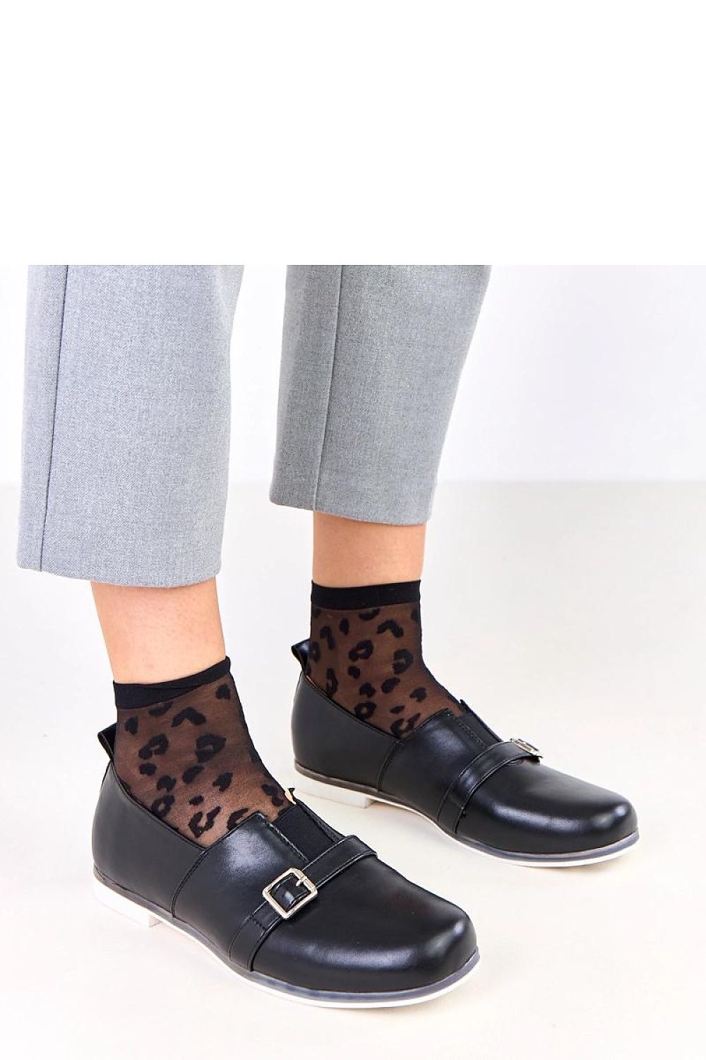 Half shoes model 219182 Solea