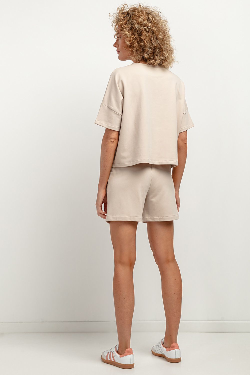 Blouse model 183174 Tessita