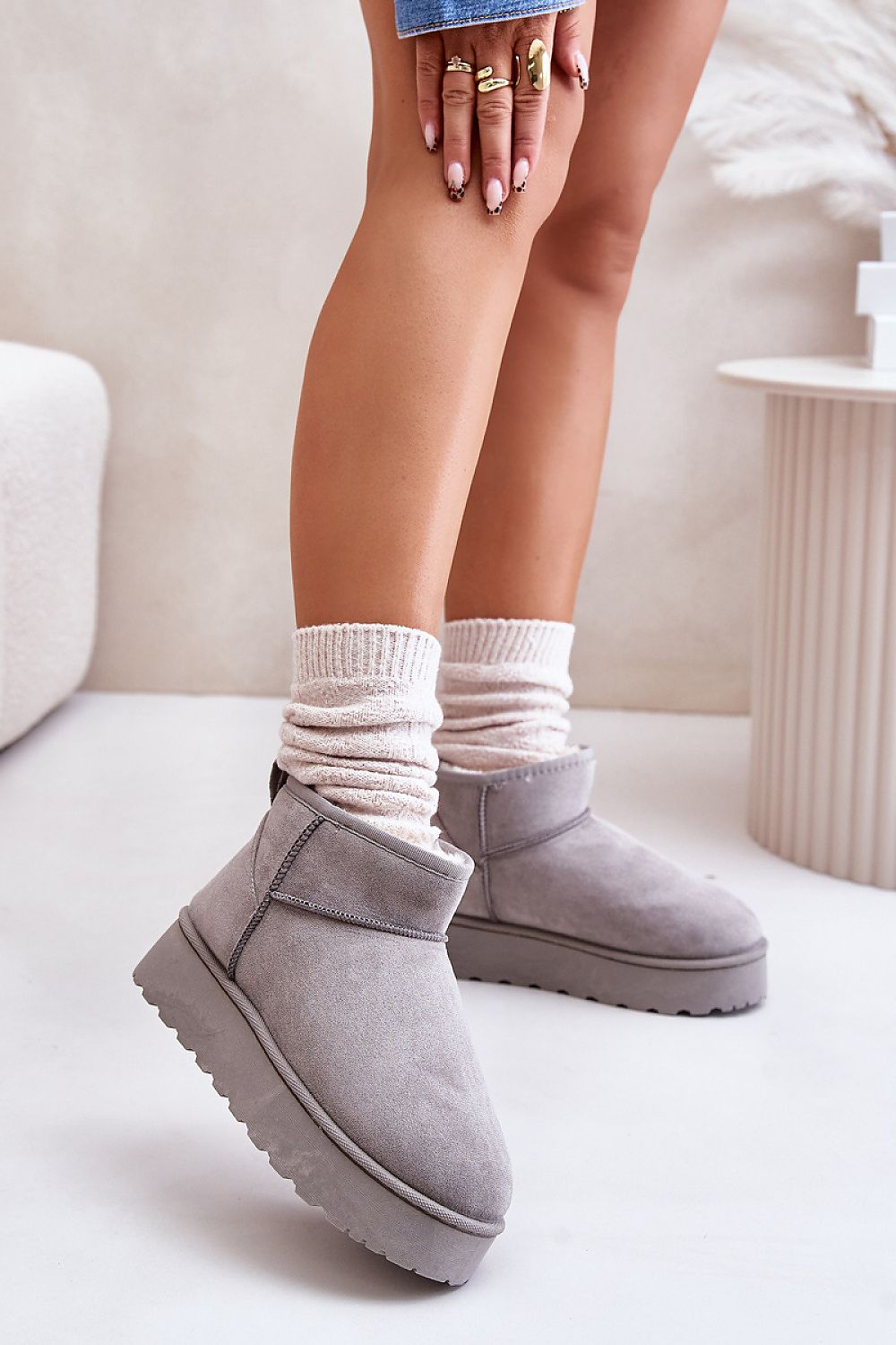  Snow boots model 202215 Step in style 