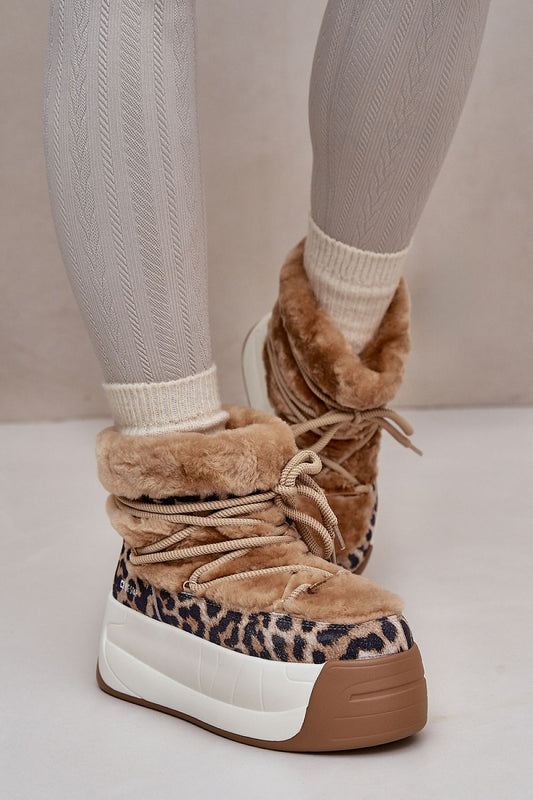 Snow boots model 202225 Step in style 