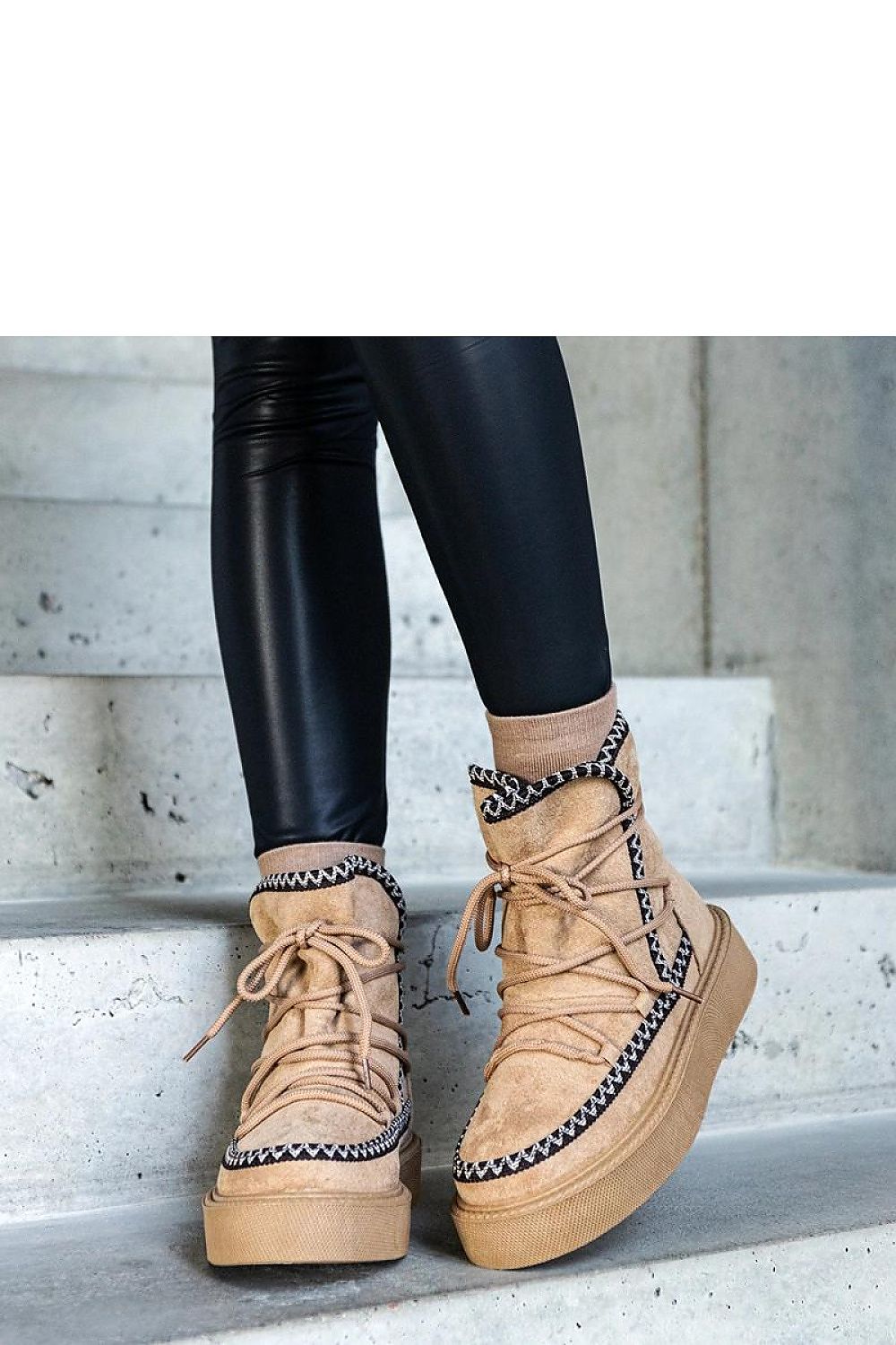  Trapper shoes model 204705 Solea 