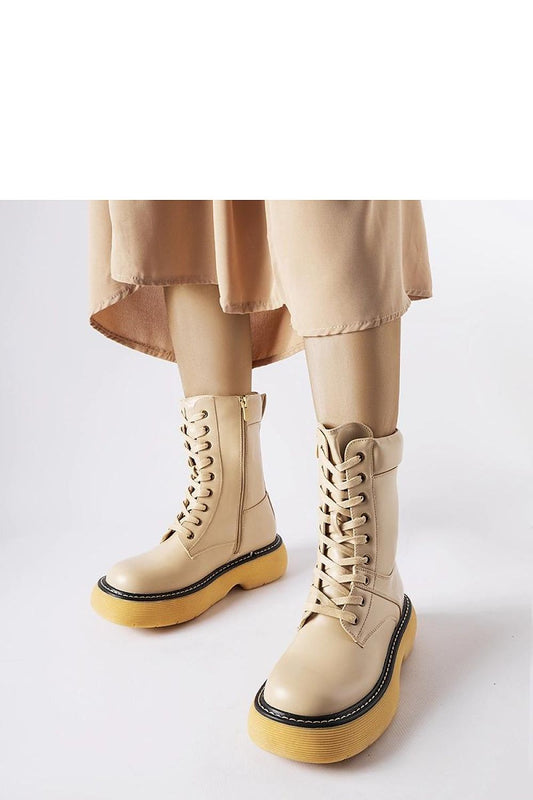  Trapper shoes model 205867 Solea 