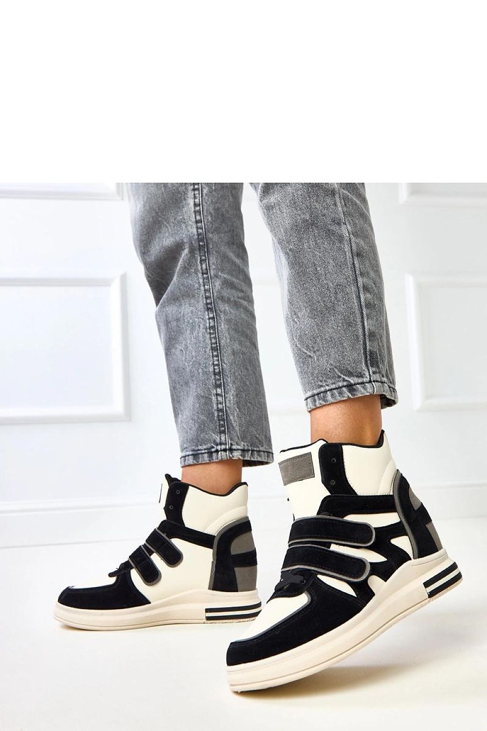  Sport Shoes model 217956 Solea 