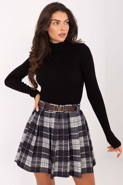  Short skirt model 218419 Rue Paris 