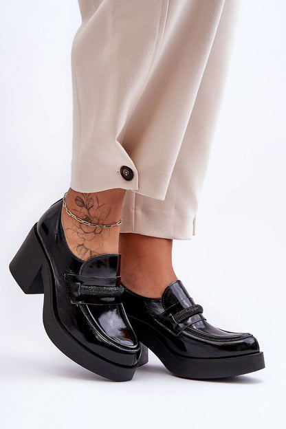  Heeled low shoes model 183962 Step in style 